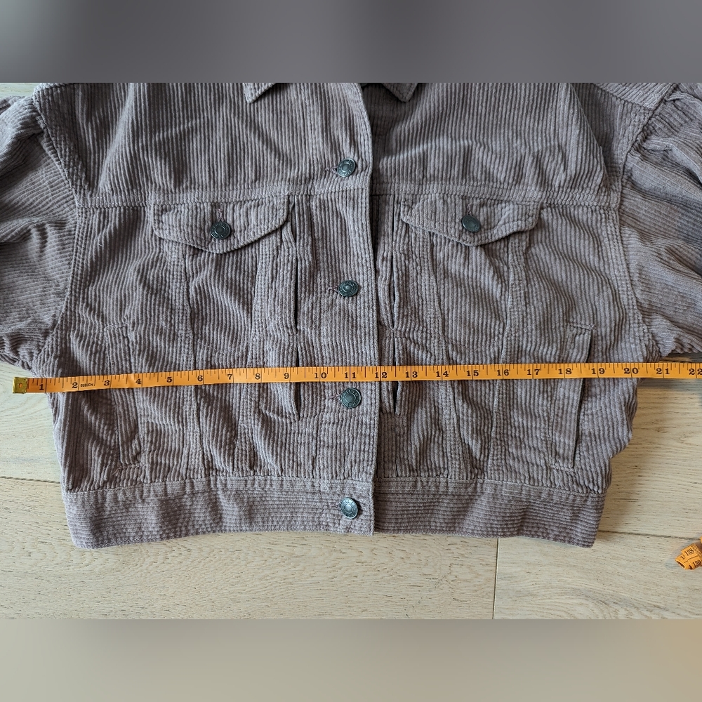 New Cropped Corduroy Oversized Jacket - Picture 2 of 8